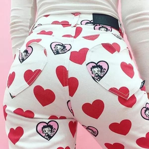 就想问问大家，“亚逼”怎么你了