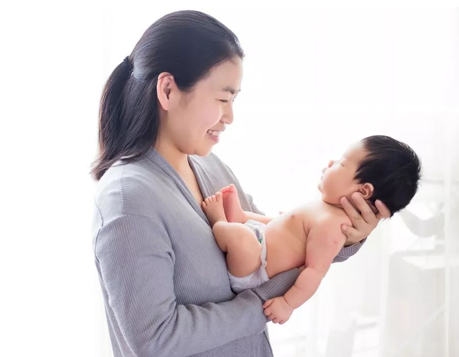 拿下孕妇枕5连冠背后,这个3胎孕妈用了20年圆梦|新匠人学院