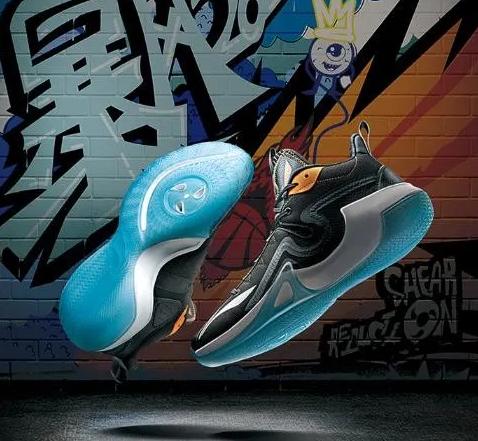 王思聪说李宁是“盗版”？曾经情人变仇人，李宁到底抄了没？