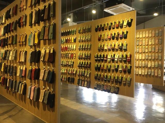 一年卖出几亿双袜子,一年3亿营业额卖袜子