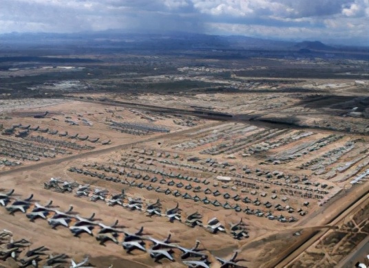 中国废弃的战斗机坟场,全国最大的飞机坟场