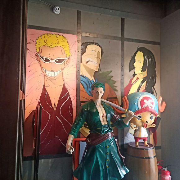 海贼王路飞雕像超大,海贼王路飞雕像