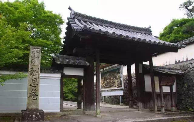 解密历史上真实的一休：“淫酒淫色亦淫诗”，77岁与盲女相恋