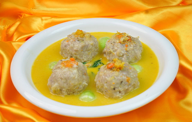 扬州买的蟹粉狮子头怎么烧,镇江清炖蟹粉狮子头