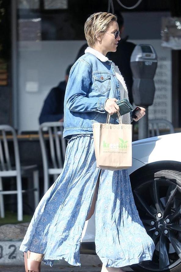 大衣穿出时髦高级感,呢子大衣穿出休闲感