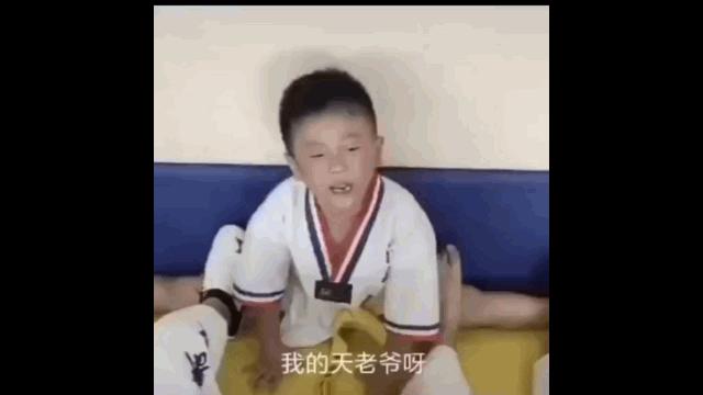 孩子在学校受欺负爸爸硬核教育,孩子说在学校被欺负能看监控吗