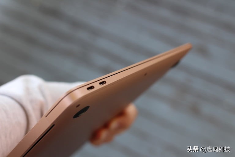 笔记本电脑进水了开不了机能修吗,笔记本电脑进水了不能关机