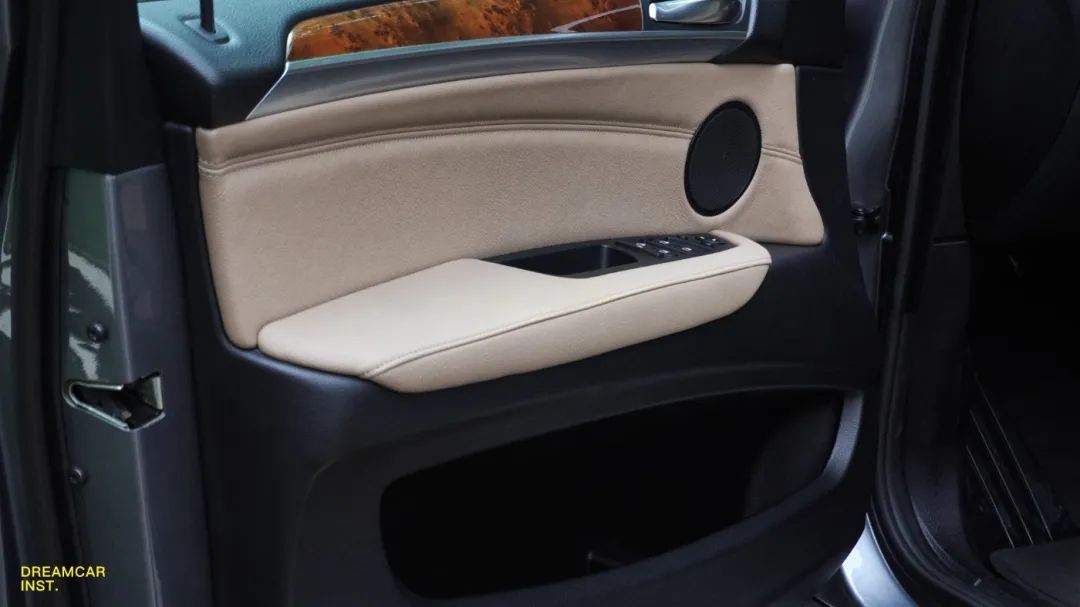 e70x5上代车型,11款宝马x5e70试驾视频