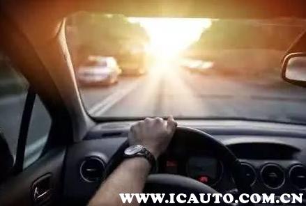 汽车怠速600转正常吗,汽车怠速偏低是什么原因