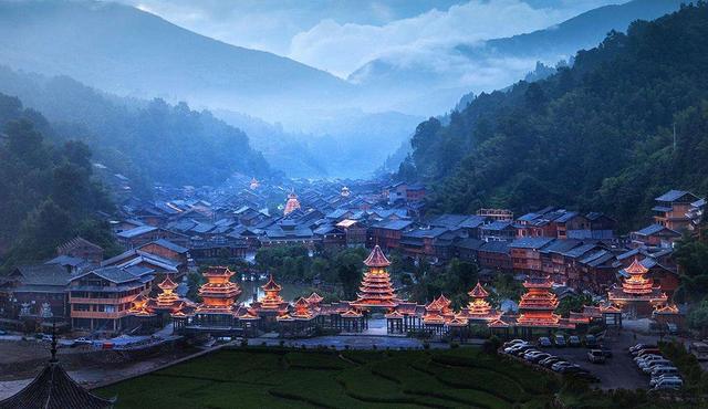 贵州自由行梵净山黄果树,贵州黄果树景区旅游攻略一日游