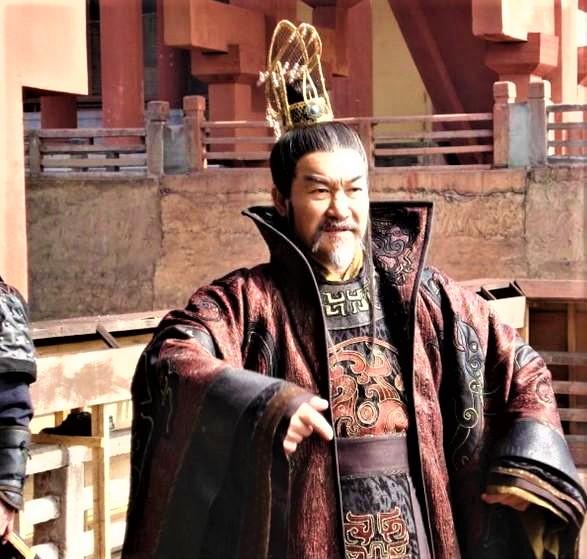 枭雄是怎样的,枭雄养成史