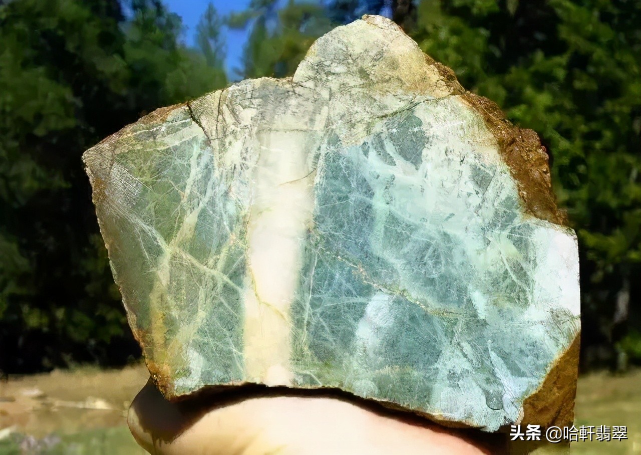 缅甸翡翠占全世界多少,缅甸翡翠市场最近价格