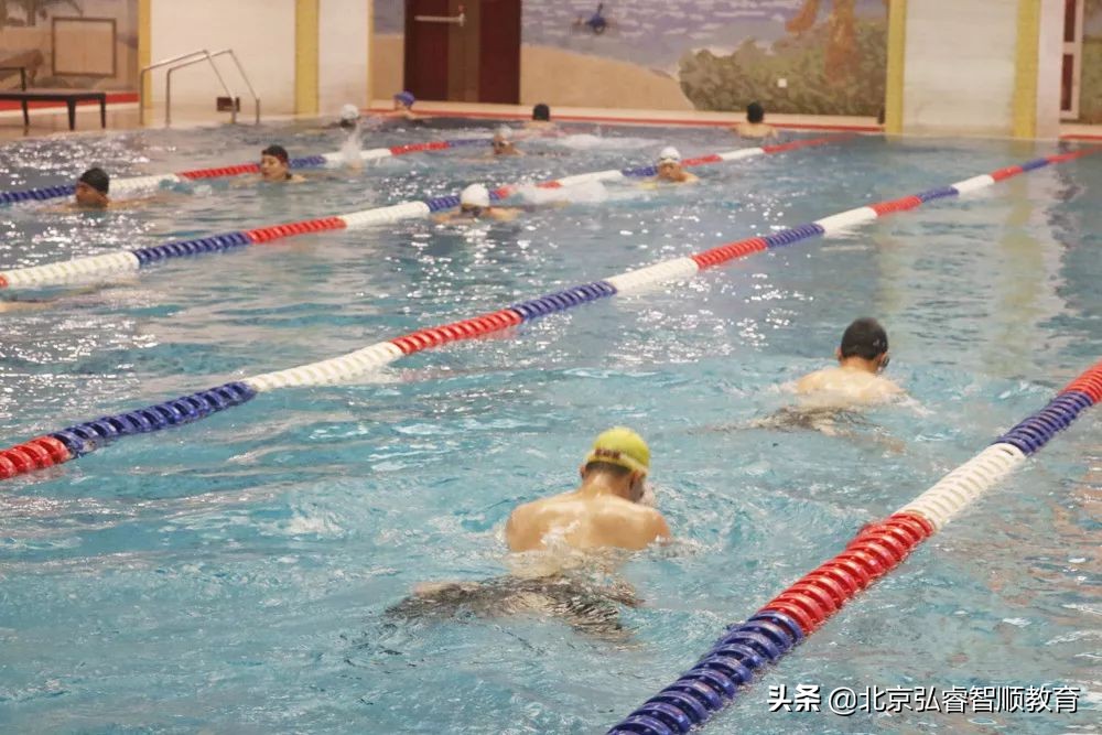 蛙泳大腿内侧疼痛,学蛙泳后大腿根部疼痛