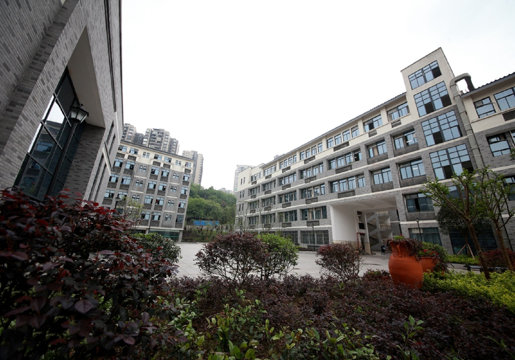 重庆哪所学校环境最好,重庆环境最差的学校