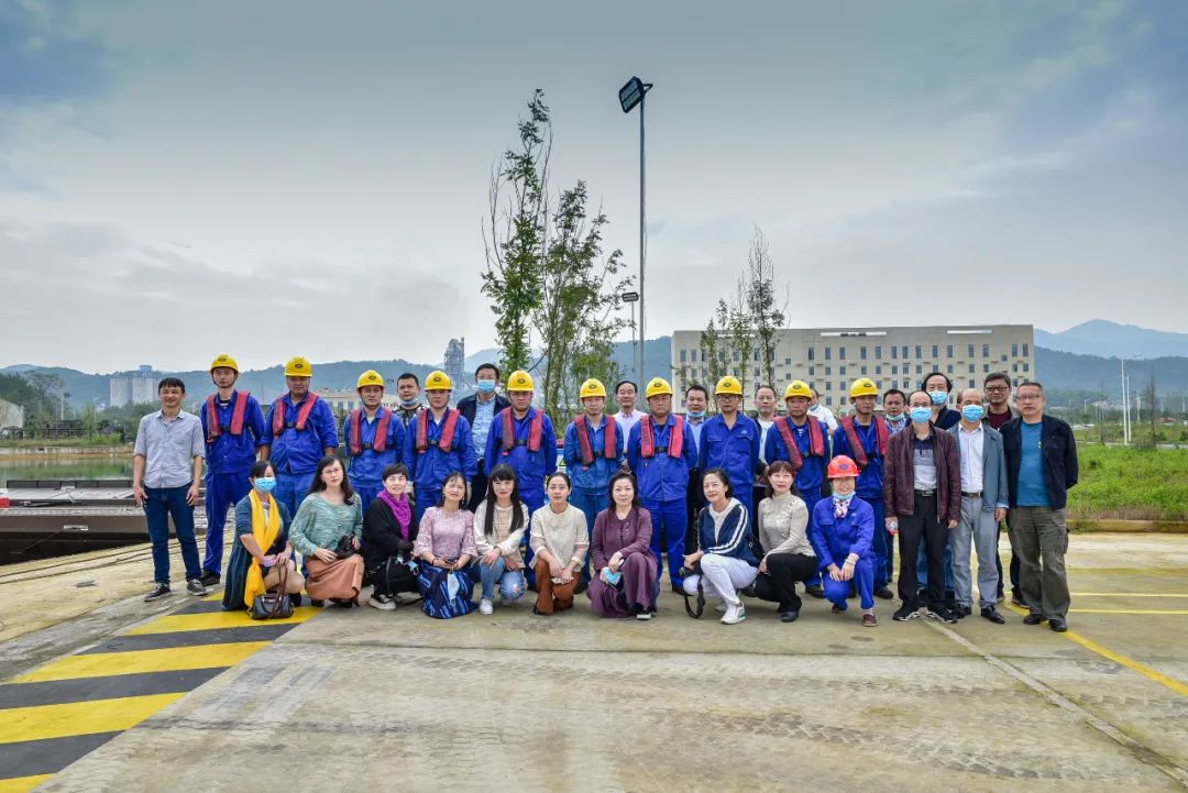 赤壁工业地带新凝眸之三||感受高科技神奇激发创作灵感