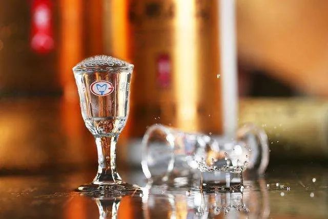 茅台酒国酒香价格表,自饮茅台为什么便宜