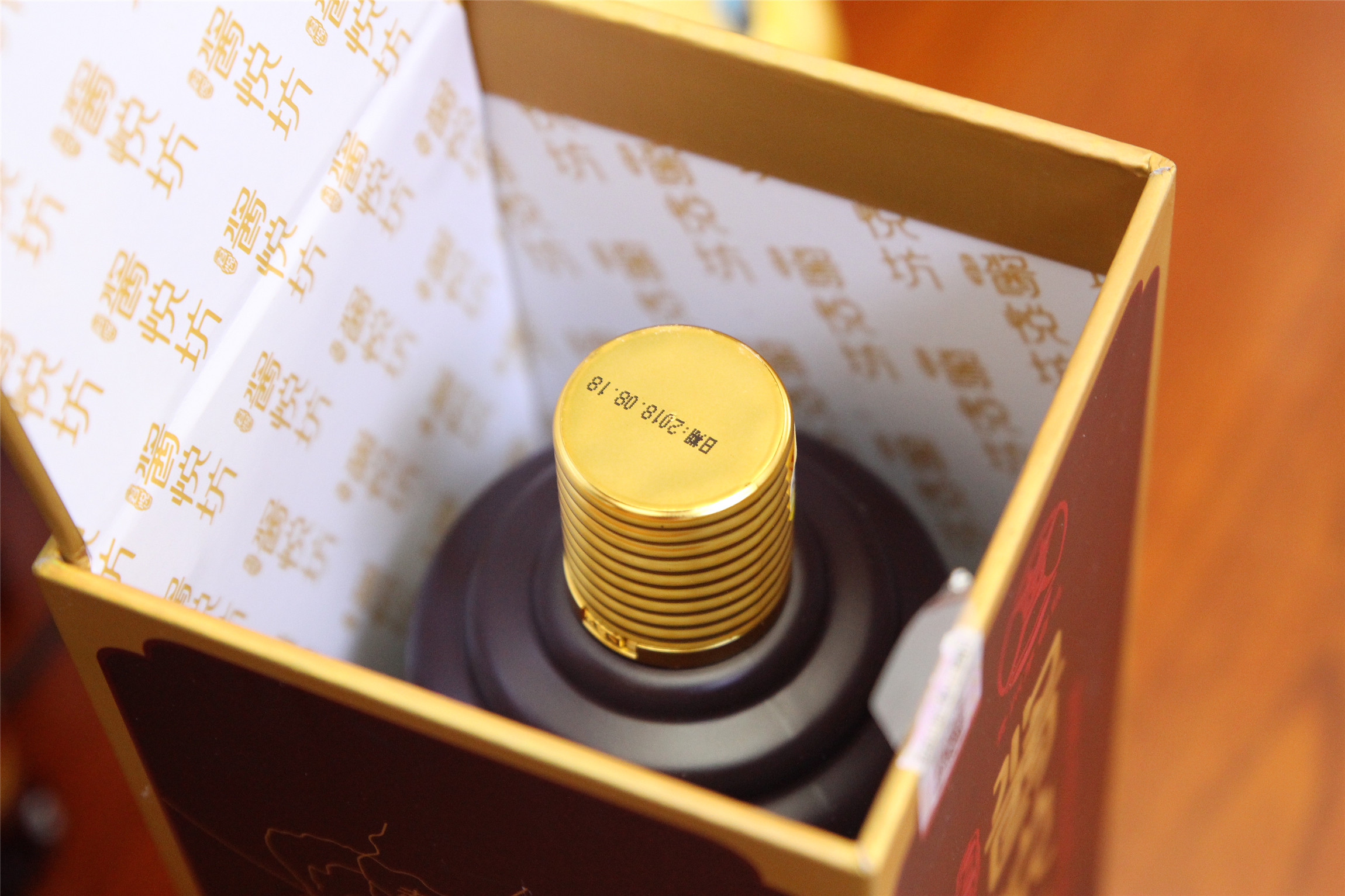 茅台酱悦坊酱香酒哪个好,媲美飞天茅台的几款酱酒