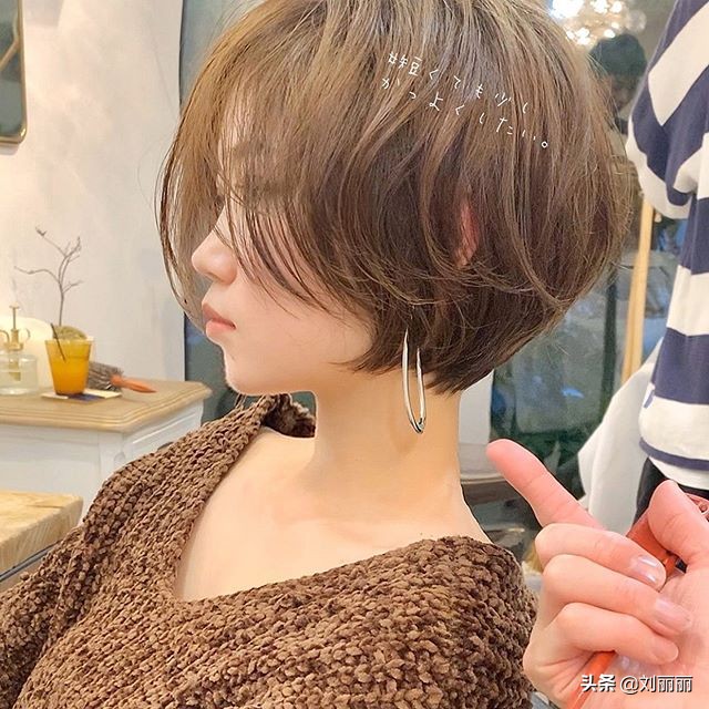 剪一款适合自己更活力年轻的短发,减龄短发30款个性洋气如何剪