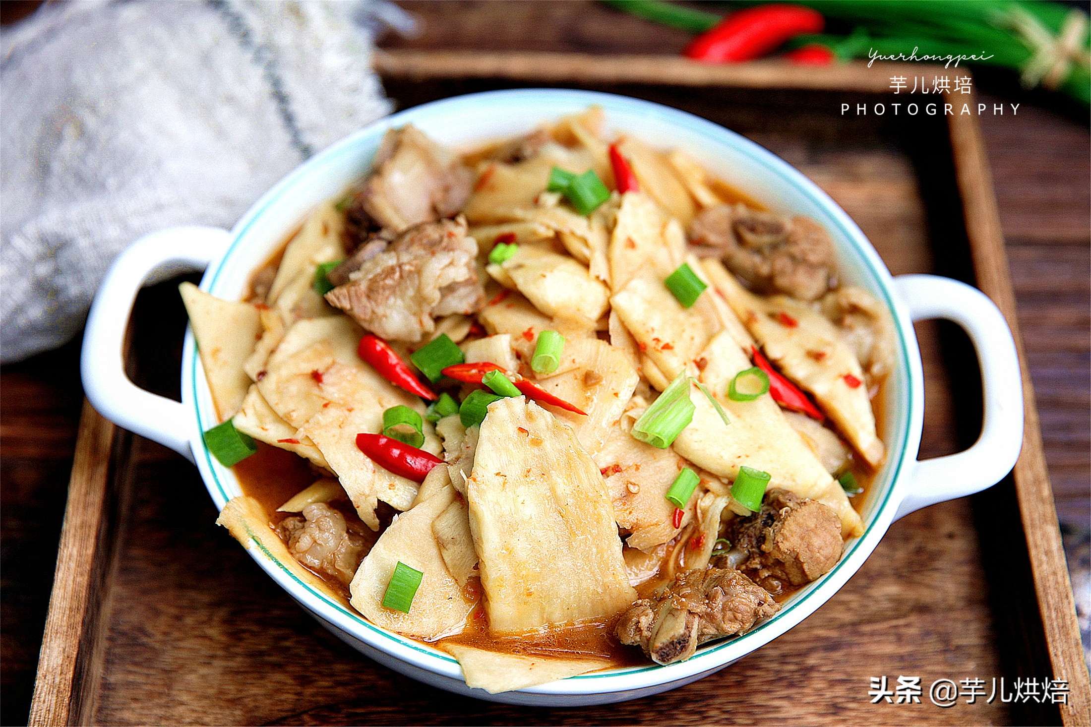 鲜竹笋怎样吃好吃又简单,这才是竹笋最好吃的做法脆爽可口