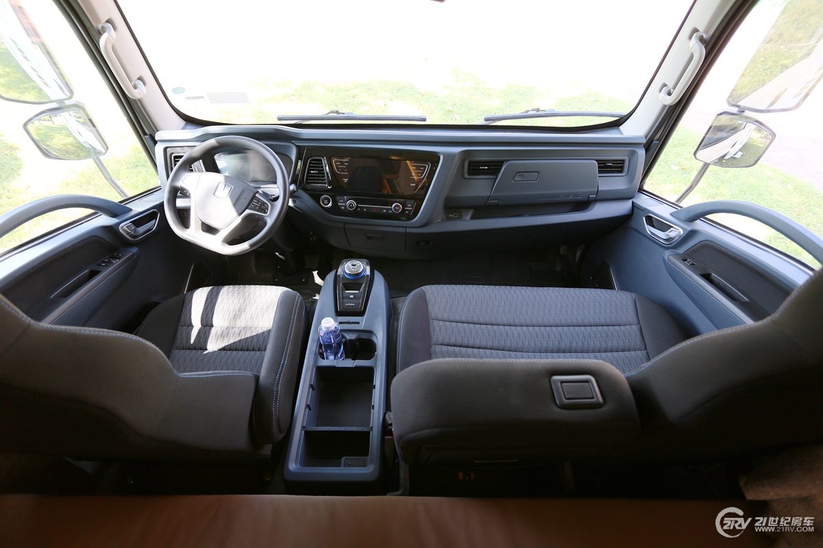 房车大全20-30万的c型房车新选择,房车大全20-30万的c型房车详解