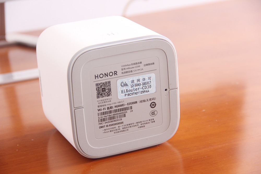 荣耀路由pro对比pro2,荣耀路由pro和小米路由器哪个好