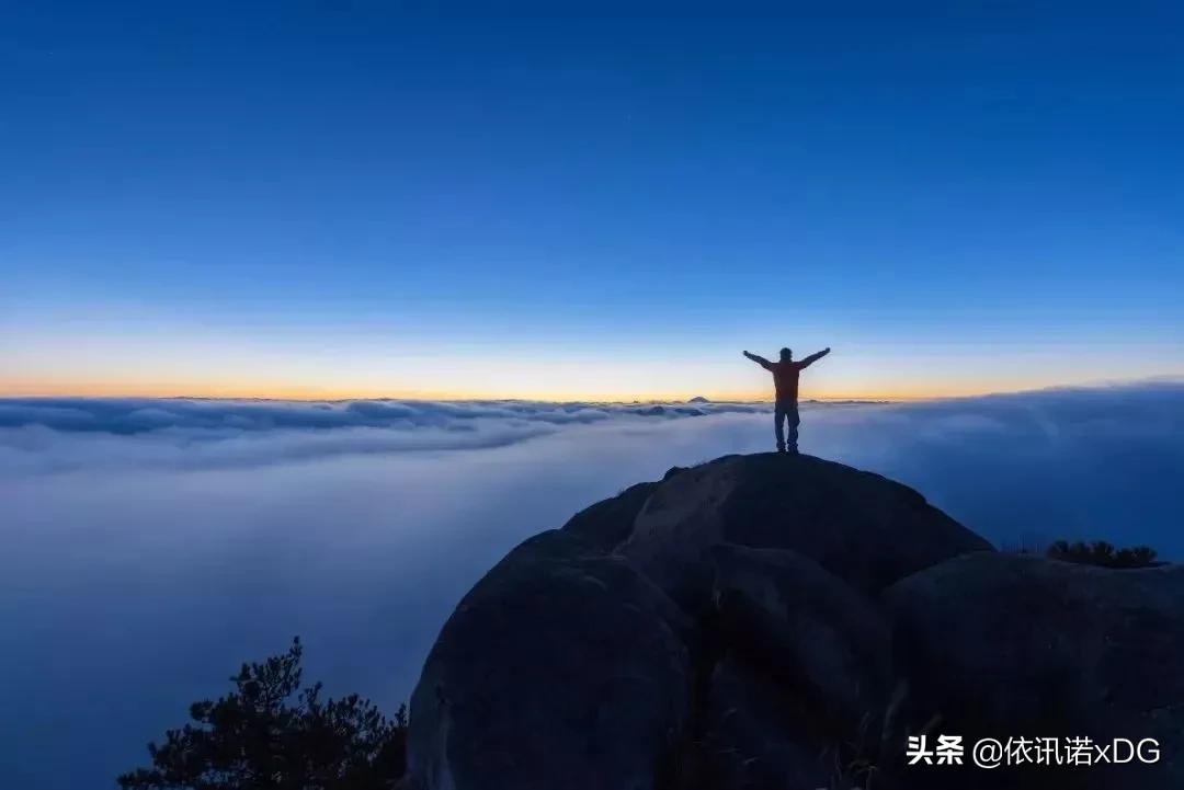 上善若水至柔至坚,上善若水从善如流的意思