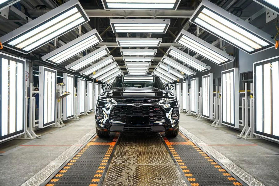 雪佛兰全尺寸suv柴油高配5.7米,雪佛兰7座suv巡境者尺寸价格