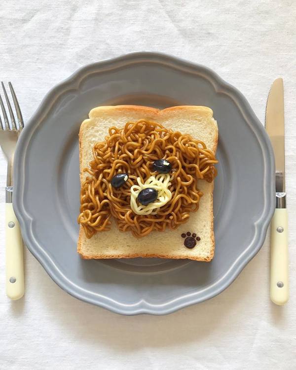 网友自制“花式吐司”，神级还原各种卡通人物，还能做成桌上游戏