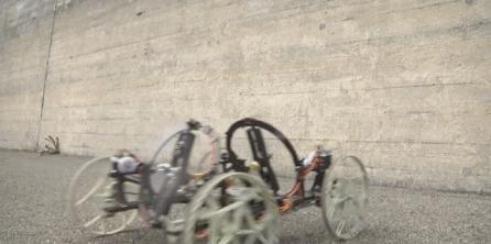 连拆弹、监控、拉黄包车都会，还有什么是这条机器狗不会做的？