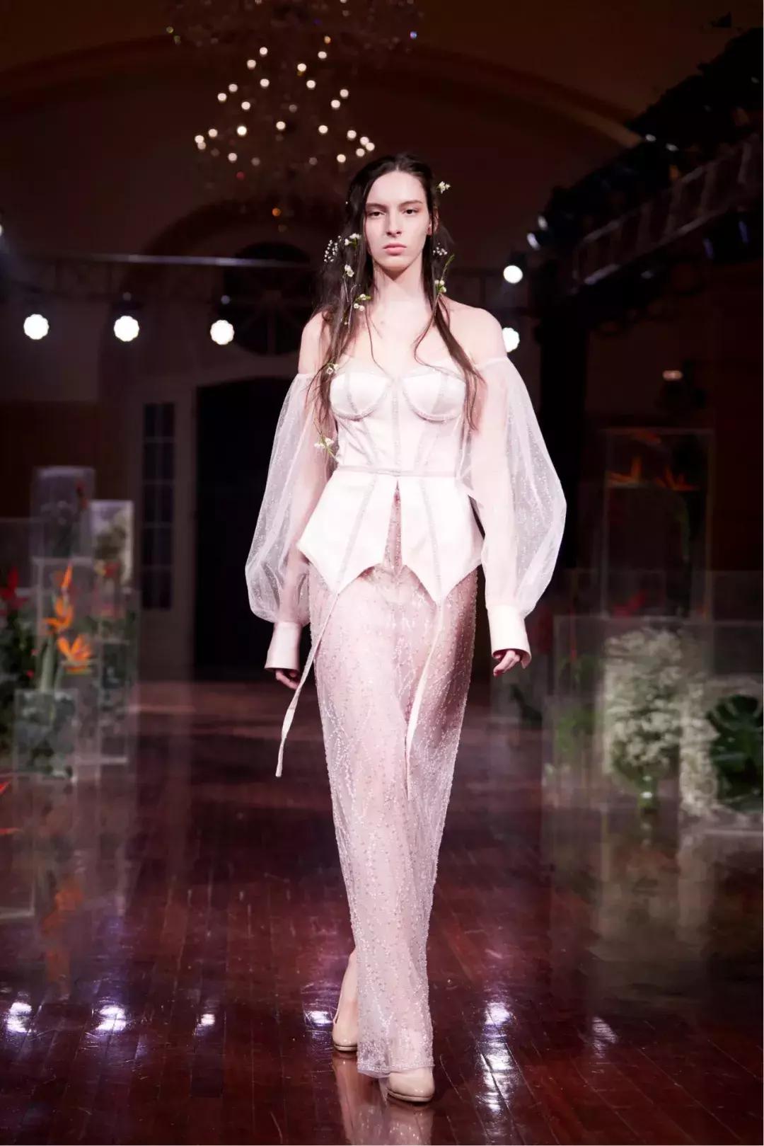 婚纱秀2020,婚纱秀2021秋冬