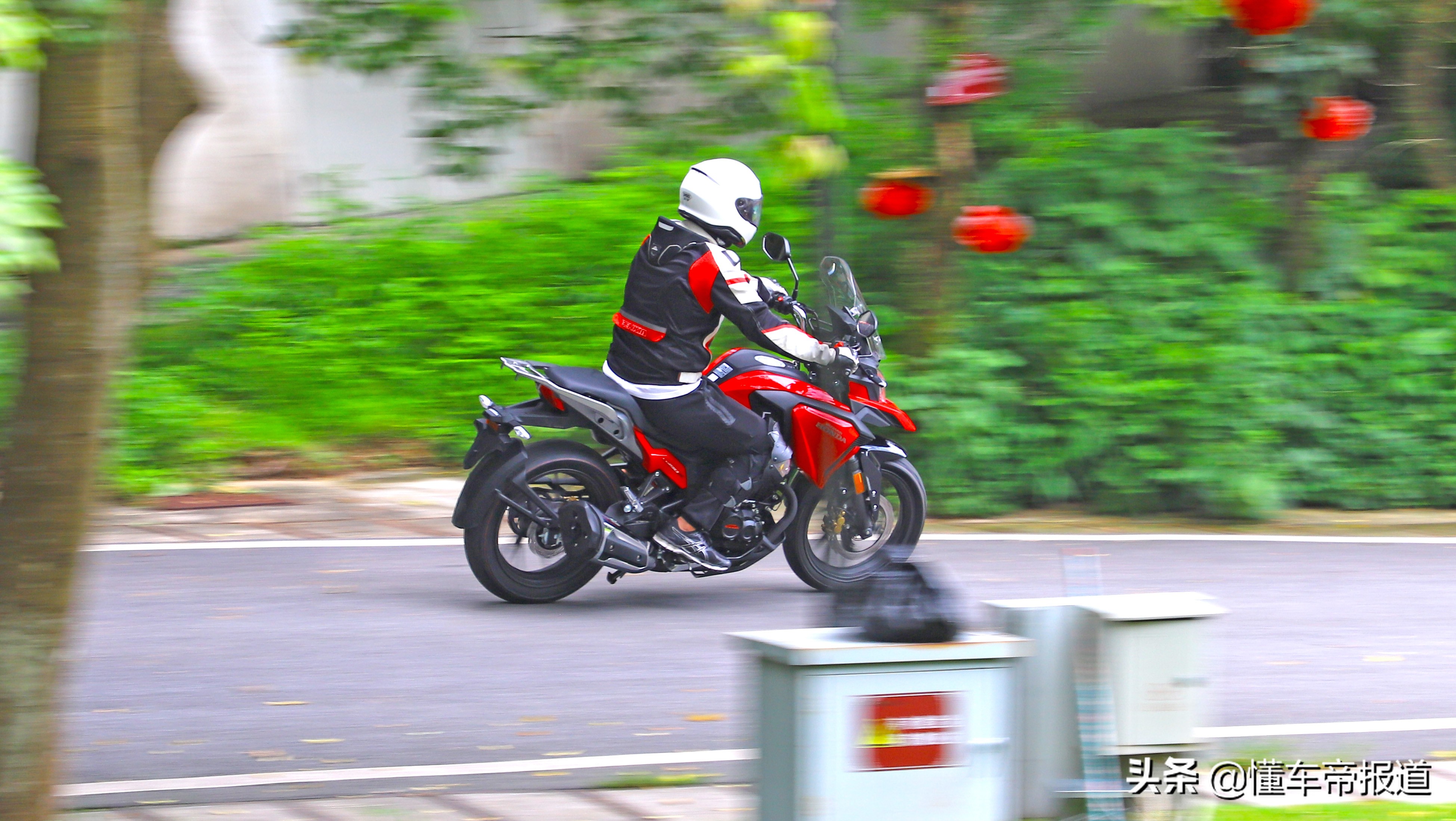 五羊本田cb190x最新测评视频,新启程摩托车