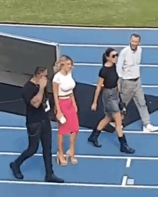 撩翻500w意大利人的性感体育女主播！1张照片，圈粉百万！