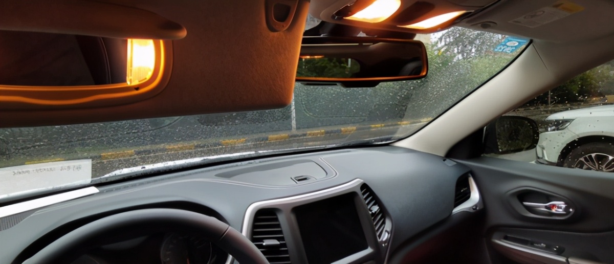 自由光2.0t驾驶感受,18年自由光2.4车主真实感受