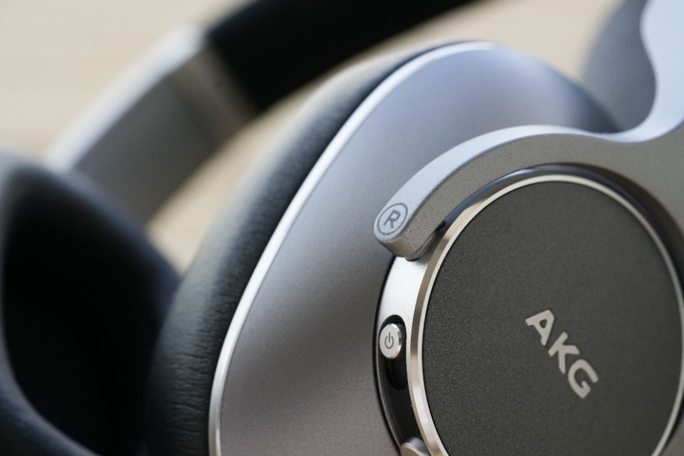 akgn700nc耳机多少钱,akgn700ncm2视频评测