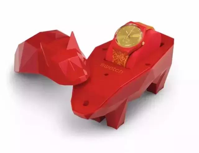 各大品牌的春节限定都跟猪一样吗,各大奢侈品牌新年限定