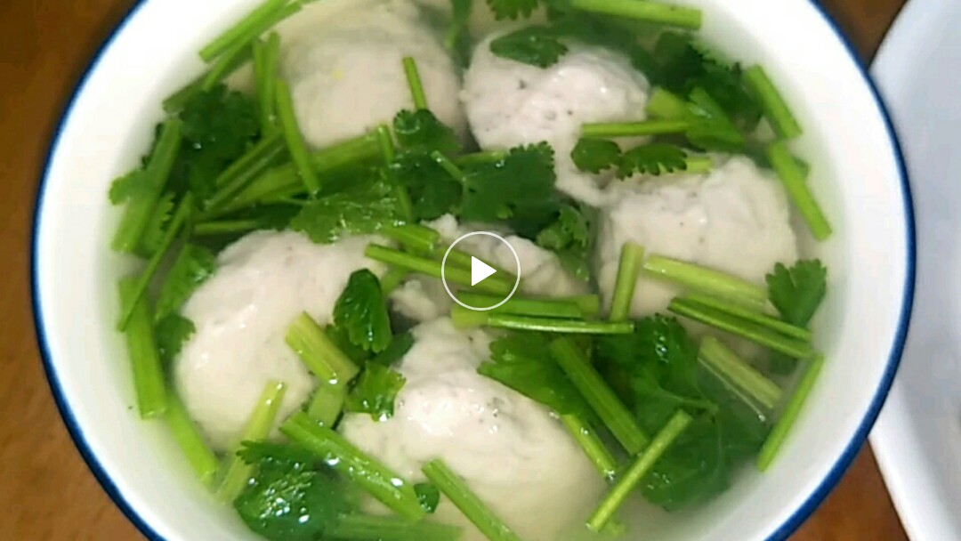 冷冻鱼皮做鱼肉丸子,正宗湖北鱼汆丸子做法