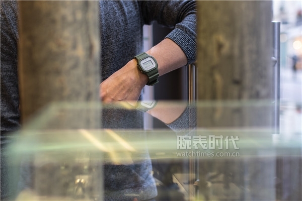 卡西欧g-shock1100调时间,卡西欧g-shock手表调时间教程