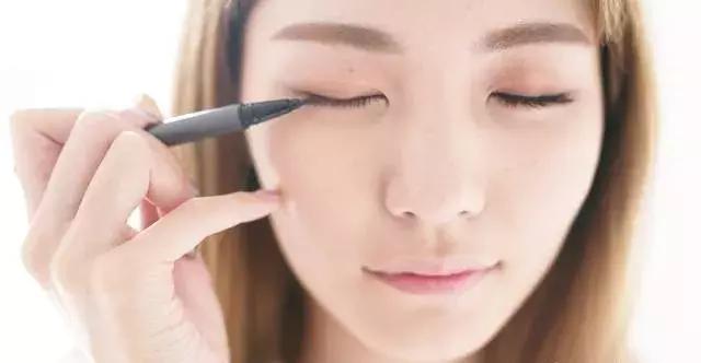 单眼皮内双妆教程,内双单眼皮无辜大眼妆