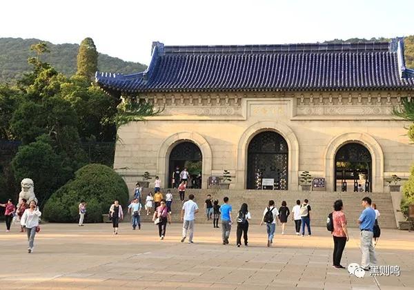 南京相隔百年的照片,南京城景对比图