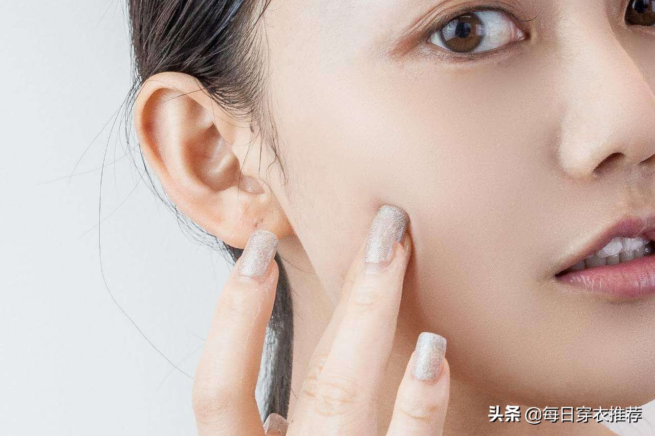 婚纱女王王薇薇视频完整版,“婚纱女王”王薇薇出席时尚大奖