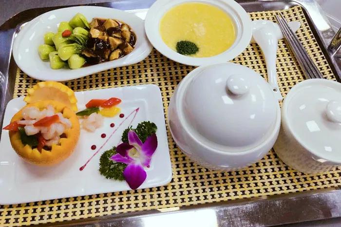 月嫂必看！产后24小时护理指南，顺产、剖腹产全包含