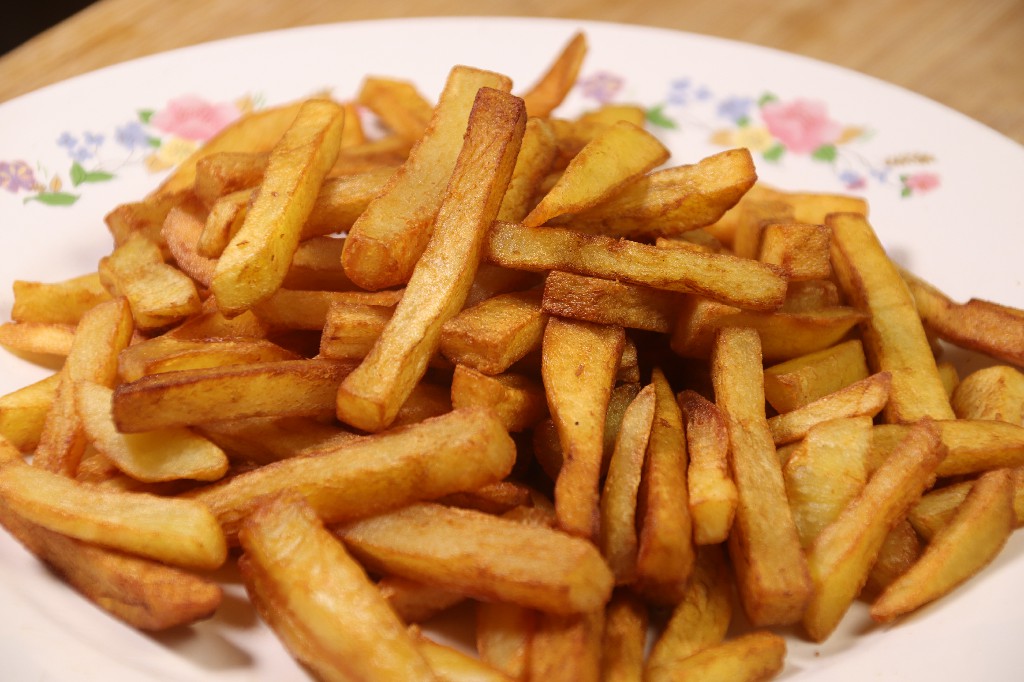 买的薯条炸出来软趴趴是什么原因,炸薯条不回软的正确做法