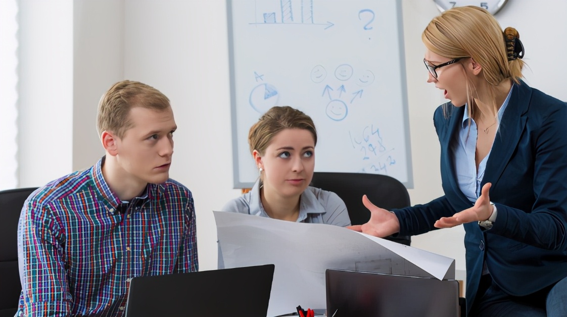 同事态度恶劣不配合工作怎么办,如何应对同事不配合工作的情况