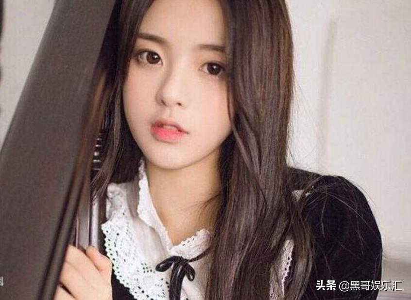 杨超越秒删帖子,杨超越晒烟盒出镜