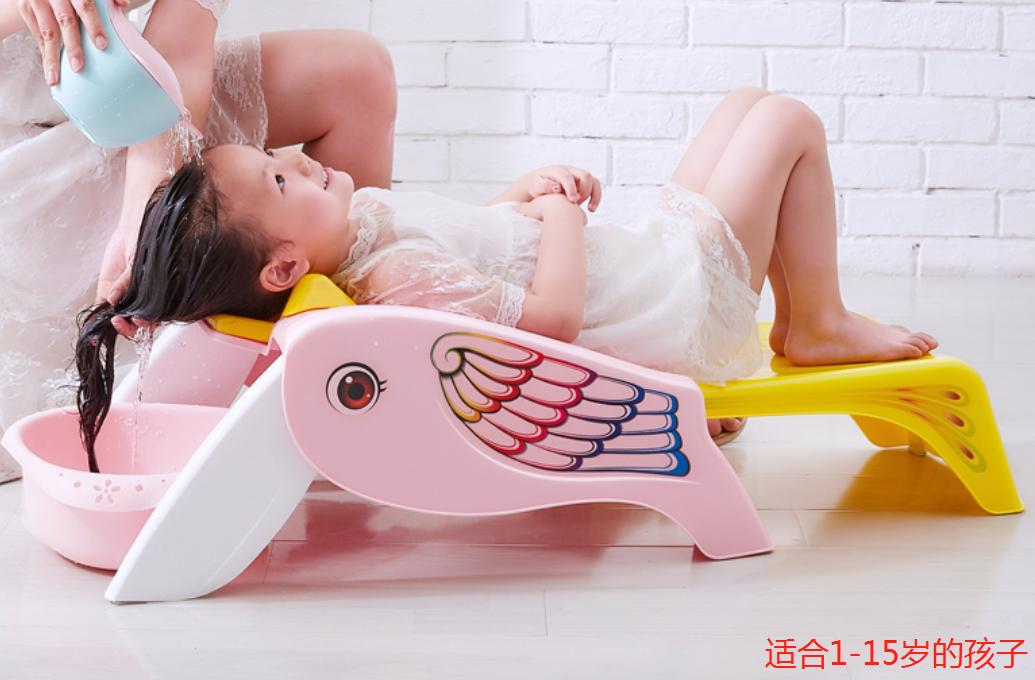 解决娃洗头困难问题,生活百般刁难你却如此可爱