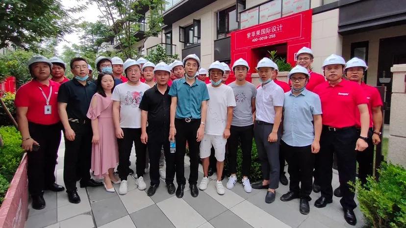 内行见内行，谁也不慌张「第二站上海紫苹果装饰集团」