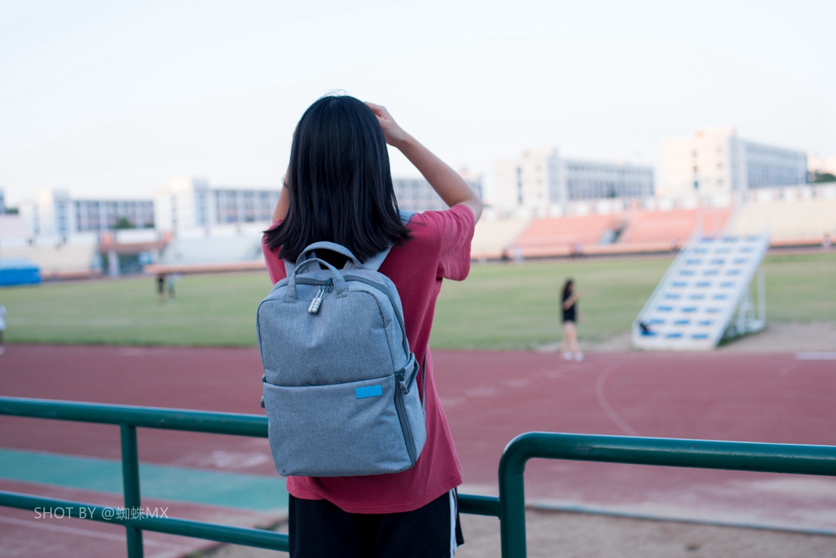 宜丽客双肩包相机包,宜丽客双肩摄影包评测