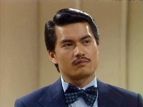 丁力吕良伟，3段婚姻终娶10亿身家富豪女，64岁的他生活成这样