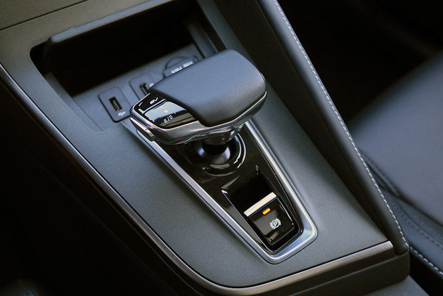 7万至8万纯电新能源车续航400公里,代步新能源汽车性价比最高2023款