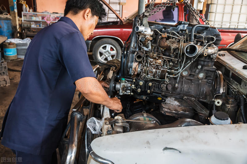 毕业了想学技术有哪些渠道,刚毕业的学生适合学习什么技术